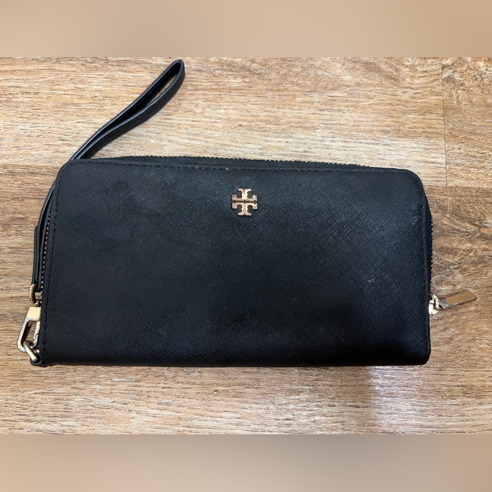 Tory Burch used wallet